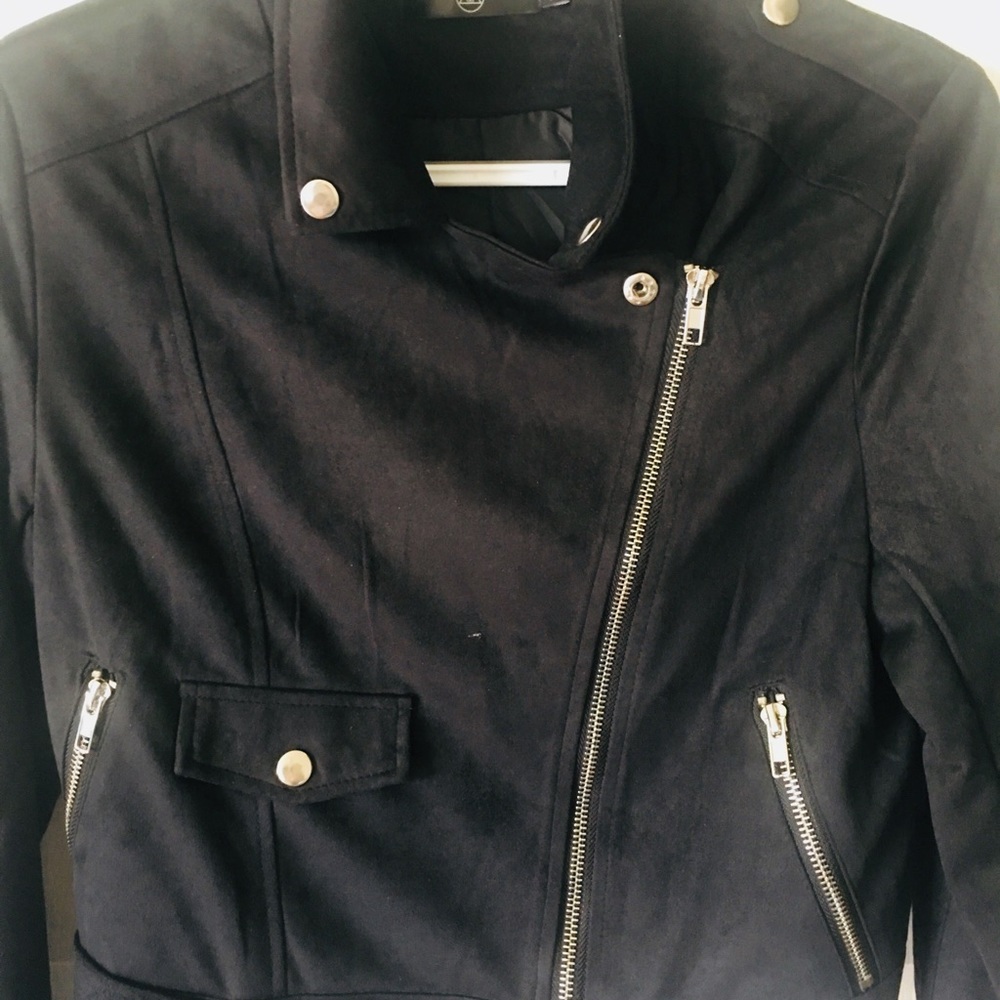 Jacket - Picture 2 of 6